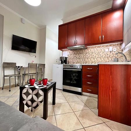 Ecco Apartments I 纳弗帕克托斯 外观 照片