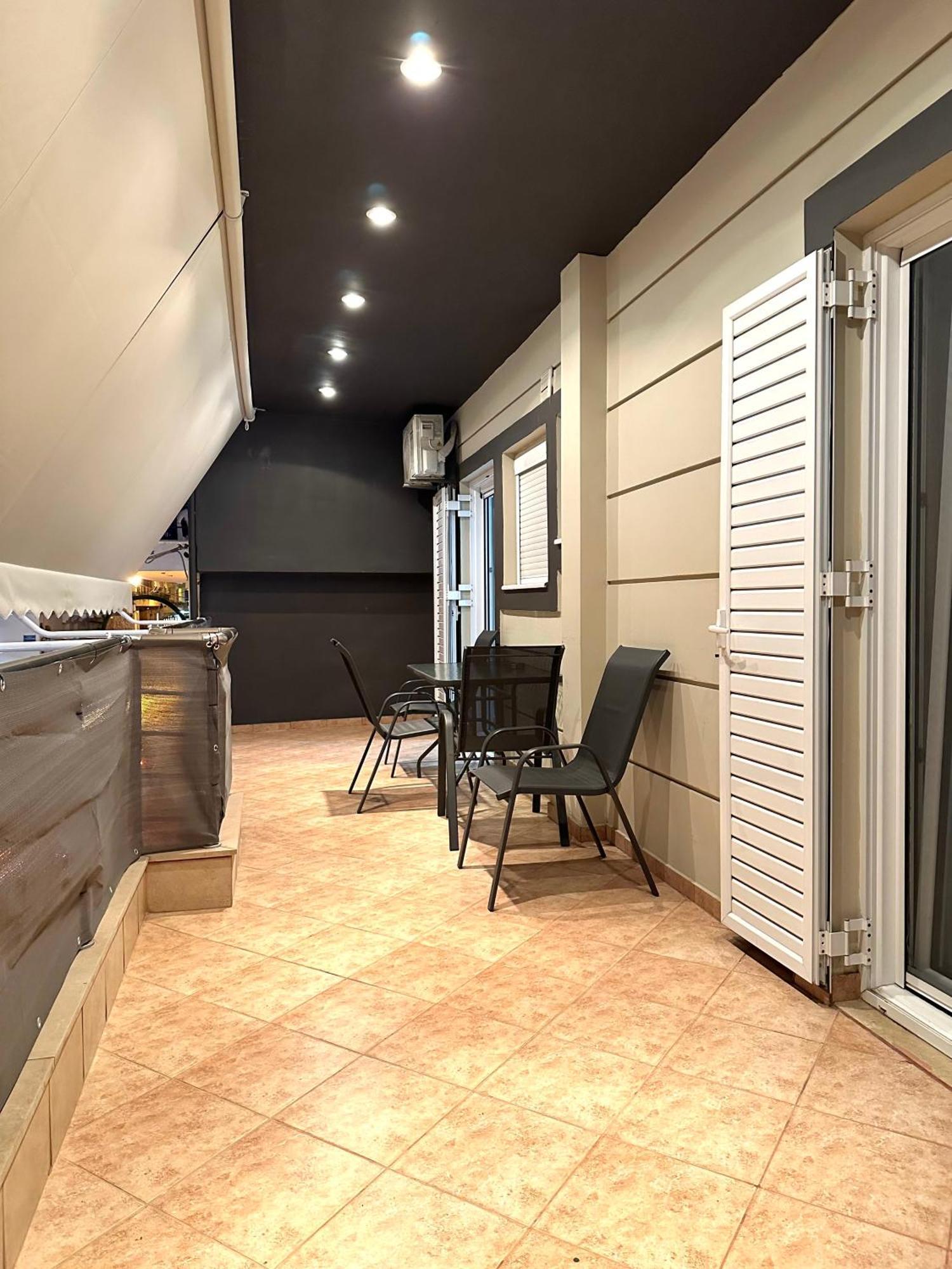 Ecco Apartments I 纳弗帕克托斯 外观 照片